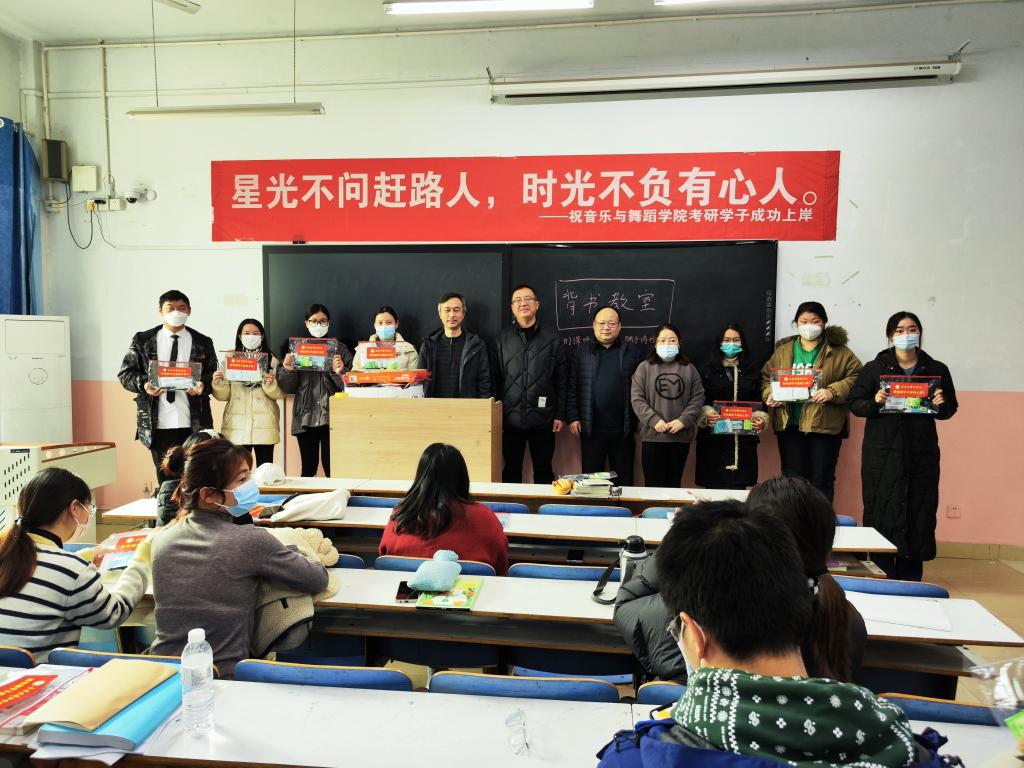 crown中国官方网站